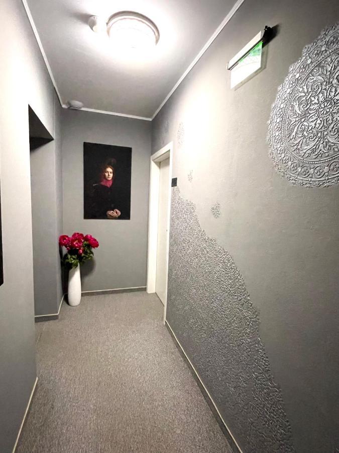 Art Green Boutique Hotel Varna Esterno foto